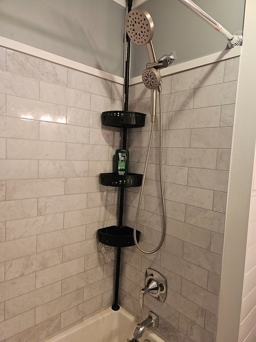 1st Floor Bathroom
