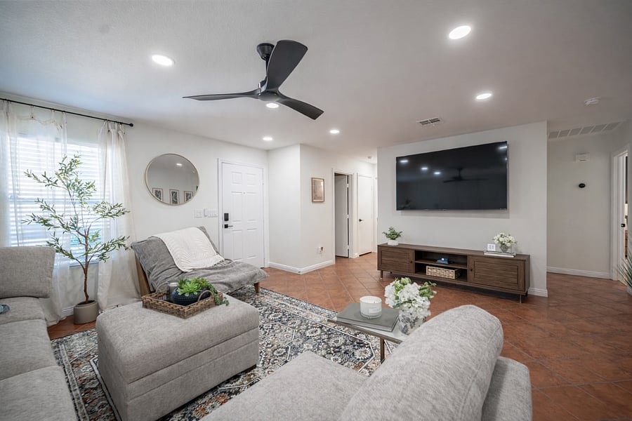 Dont miss your favorite shows on the 75 inch smart TV, enjoy family time with games or curl up with a good book (all located in the console).