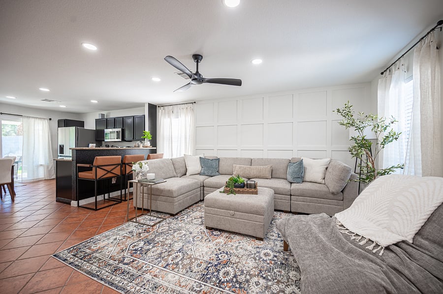 Spacious Living Room with plenty of seating