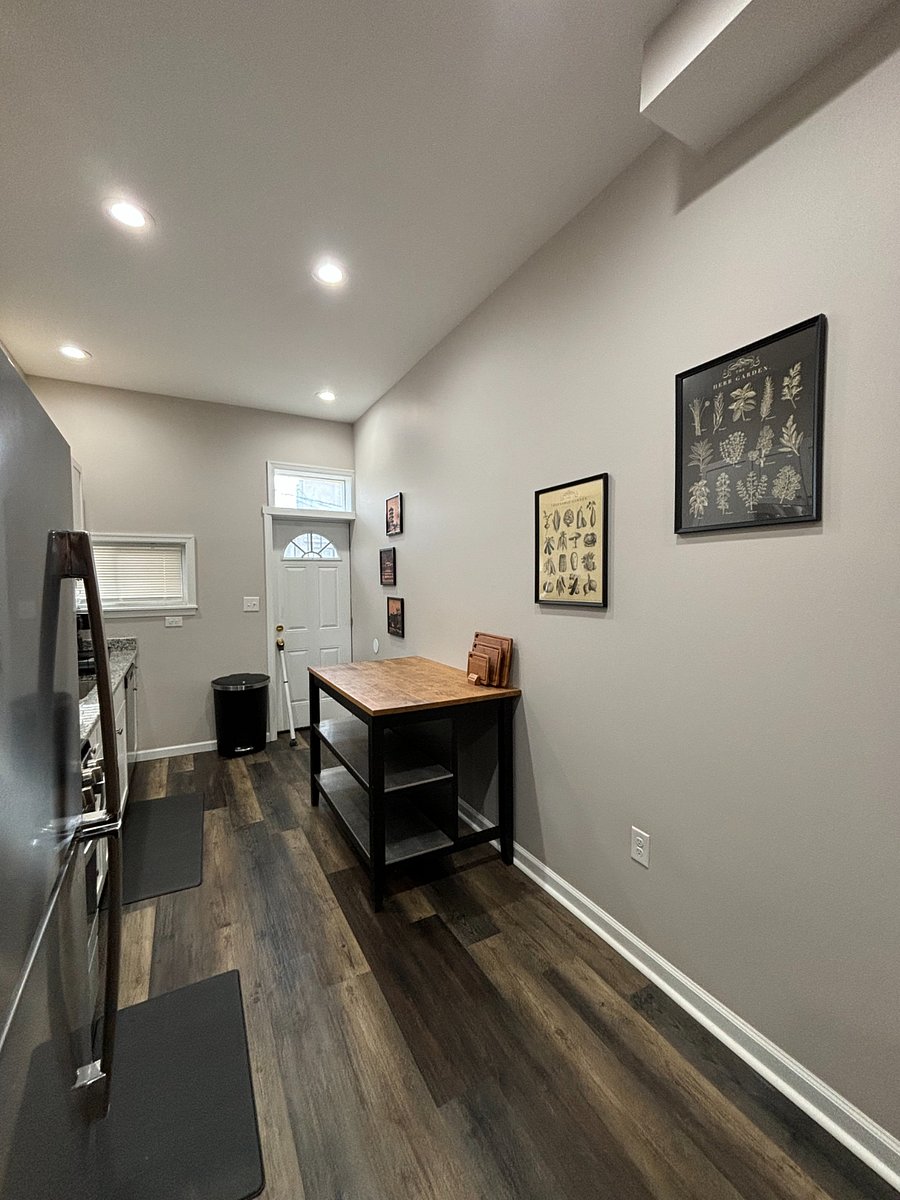 Shared full Kitchen.