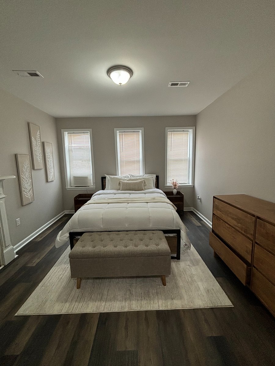 3rd. fl suite Bedroom