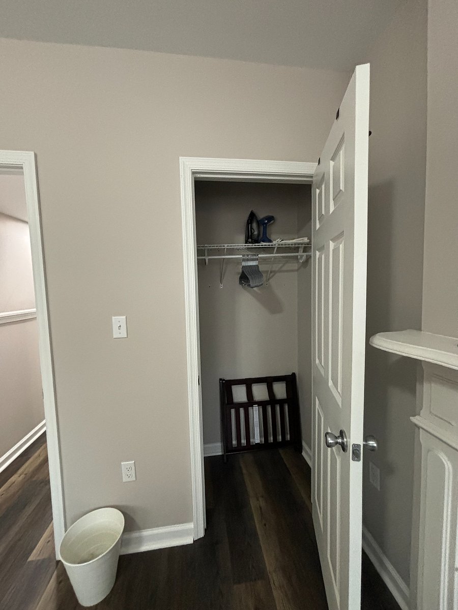 3rd. fl suite Bedroom closet.2
