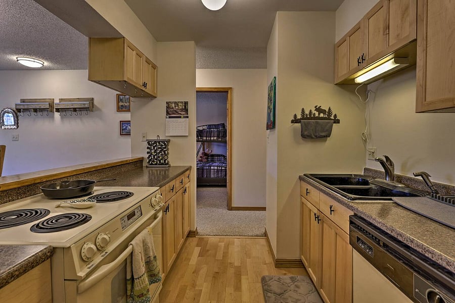 Fully stocked kitchen