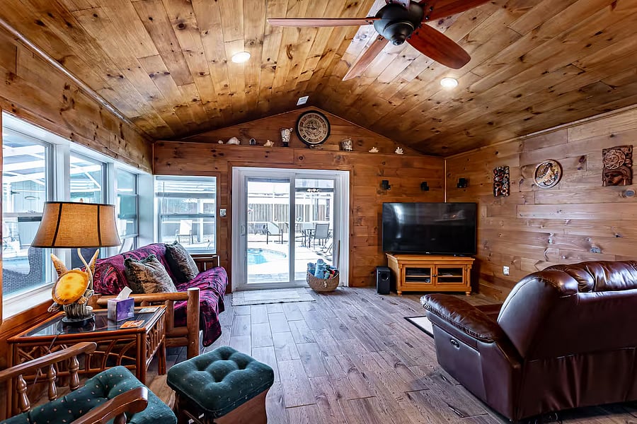 Bonus Living Room