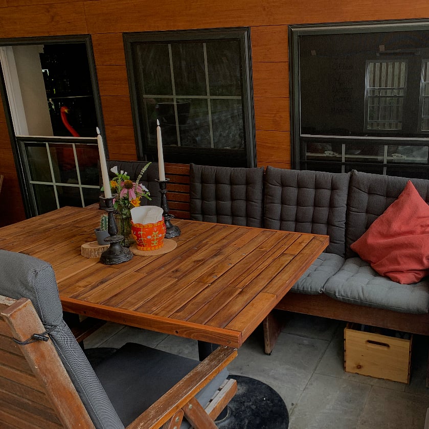 Outside dining under the pergola