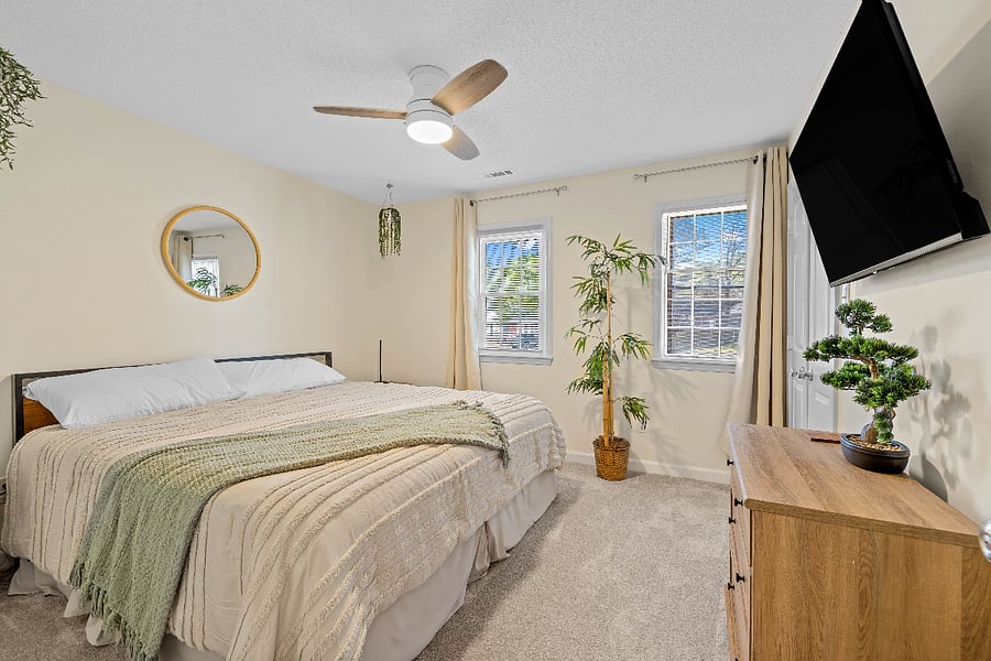 2nd Floor: 2nd Bedroom / King Bed / 43" Insignia television set