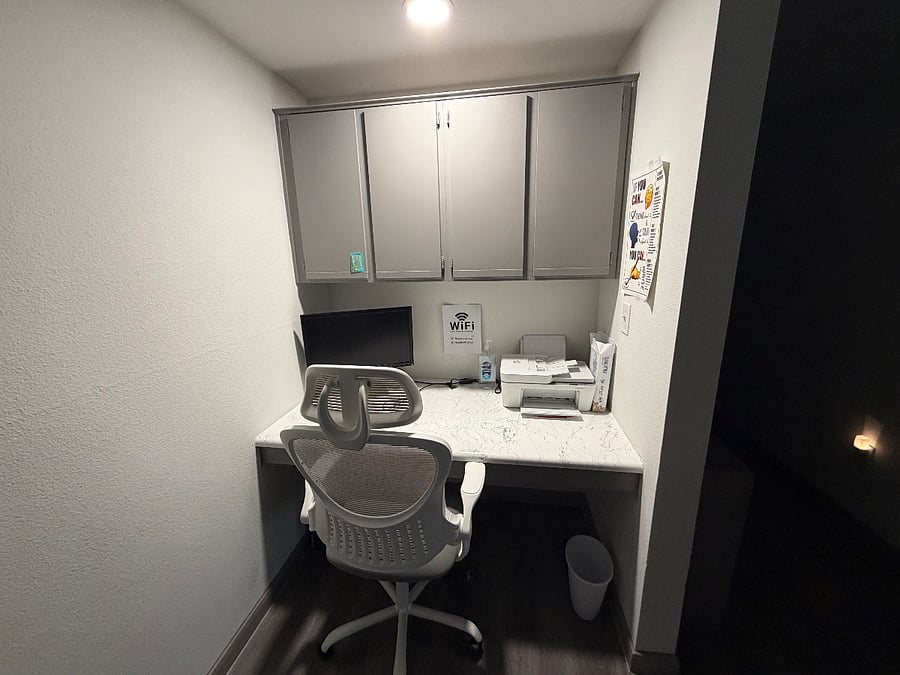 Work Station
