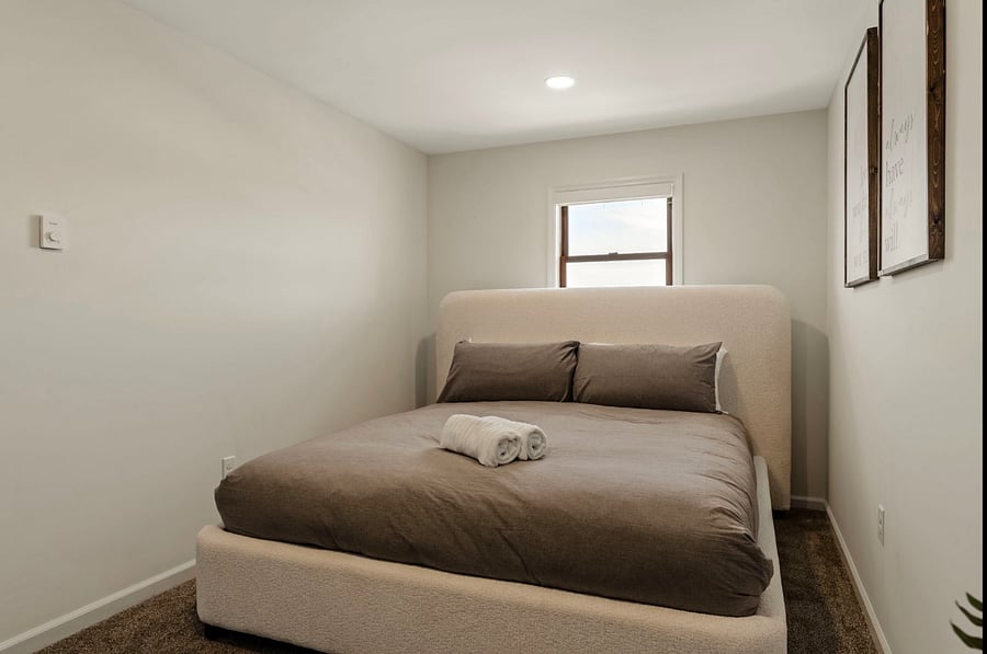 California king bedroom