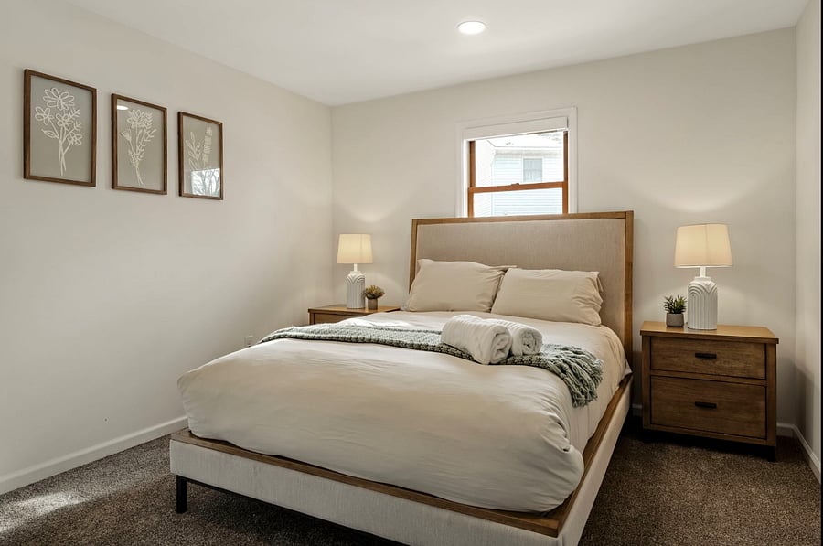 Queen bedroom