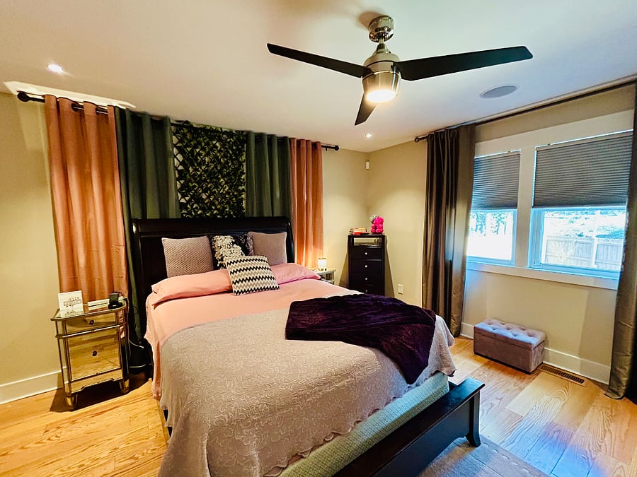 The Garden Suite offers a peaceful retreat for rest and renewal. Featuring a plush queen bed, private en-suite bath and tranquil views of the backyard.