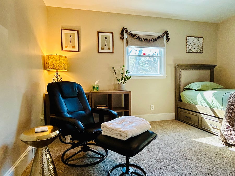 True to its name, the Zen Room provides instant tranquility with a comfortable trundle bed, relaxing seating and plenty of open shelving to keep your essentials neatly tucked away.