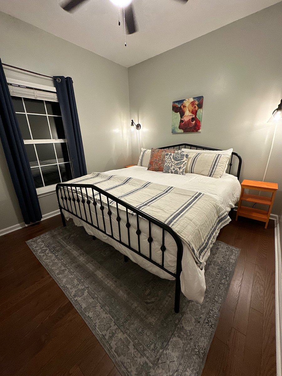 King bed with TV
