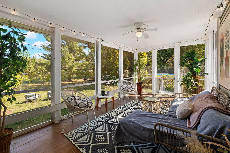 Screened in three seasons room 