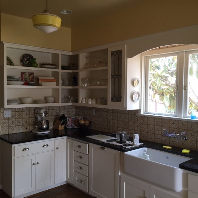 Full kitchen with microwave, dishwasher, large refridgerator