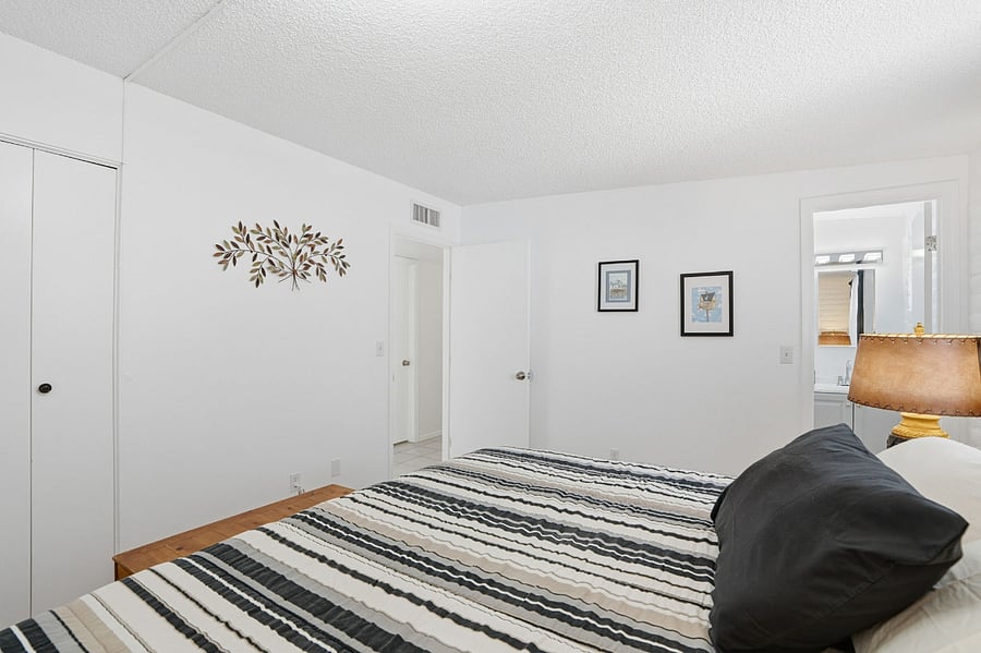 King Bedroom with Full Bath