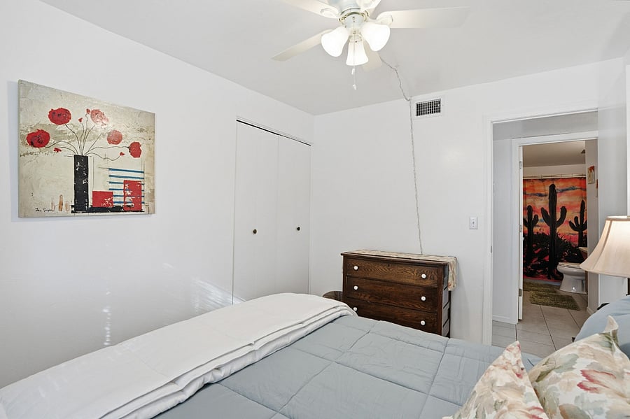 Queen Room