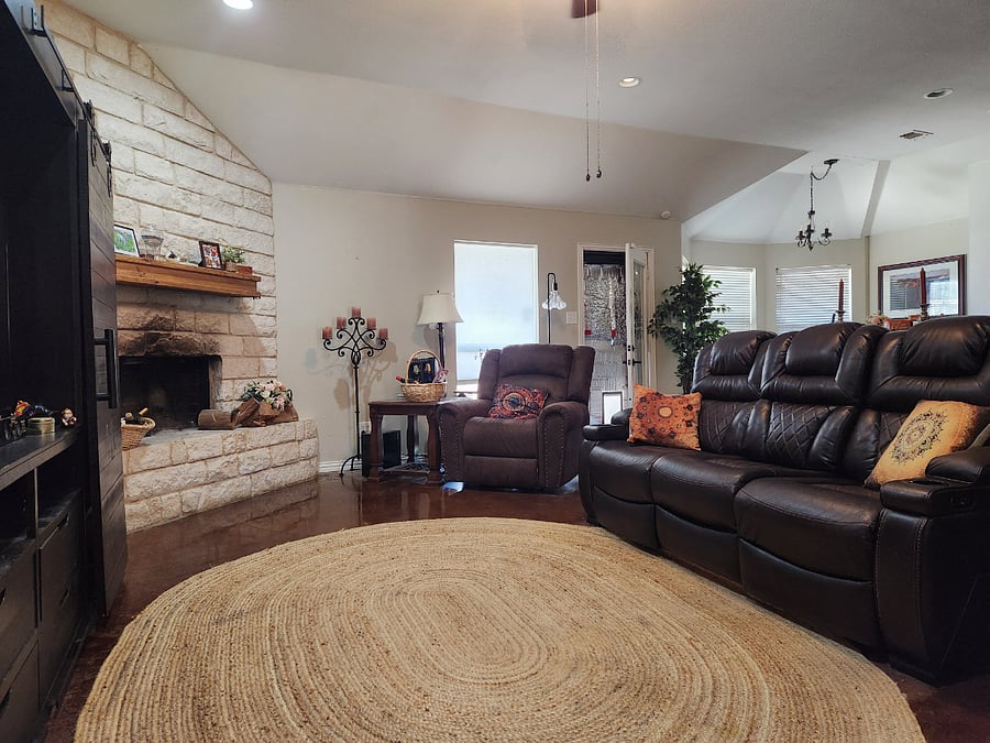 Couch has electric recliners on both ends of the couch. Middle folds down for a table and electric outlets and USB plugs