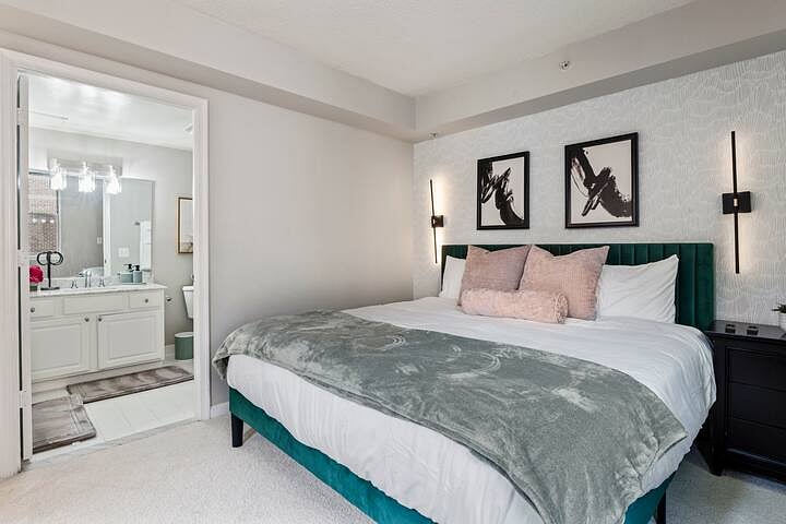 King size memory foam
Bed, wall mounted light sconces