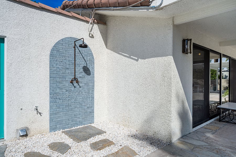 Outdoor shower