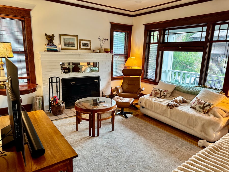 Living room with fireplace
