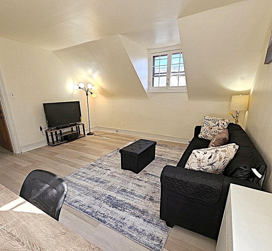 3rd floor living room