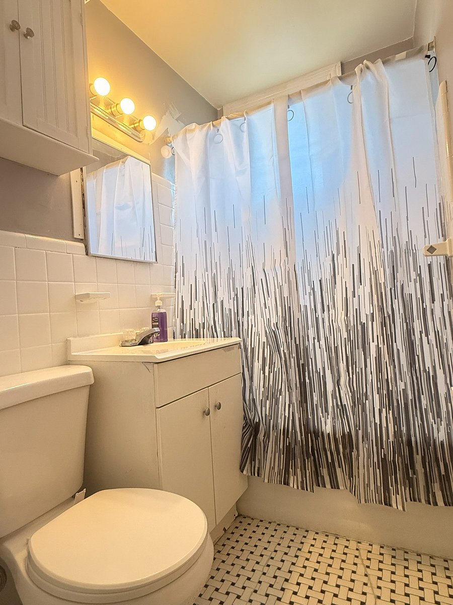3rd floor bathroom