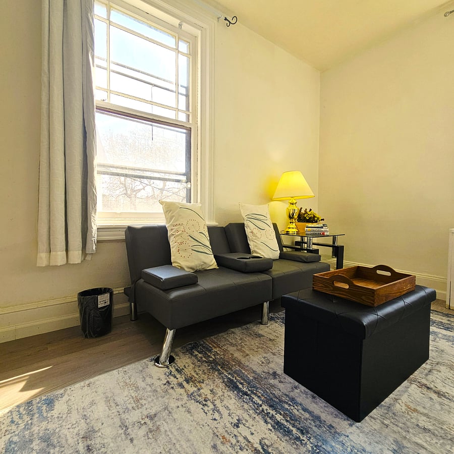 2nd floor living room