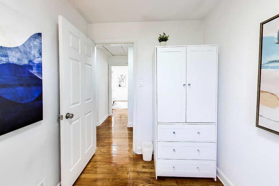 3rd Bedroom Armoire
