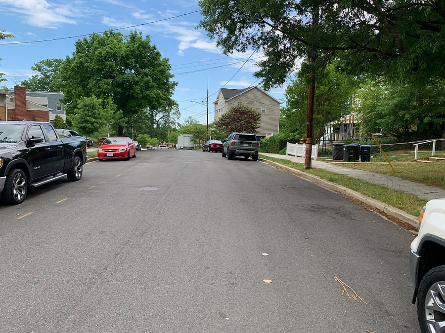 Easy and ample street parking in front of the house