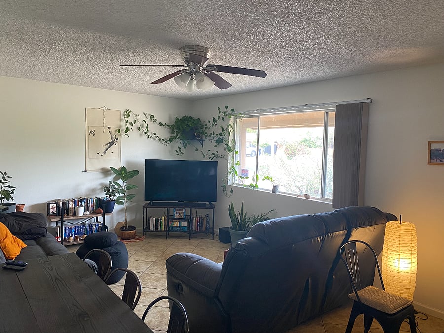 Second living room w Roku TV