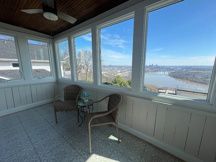 2nd floor sun porch