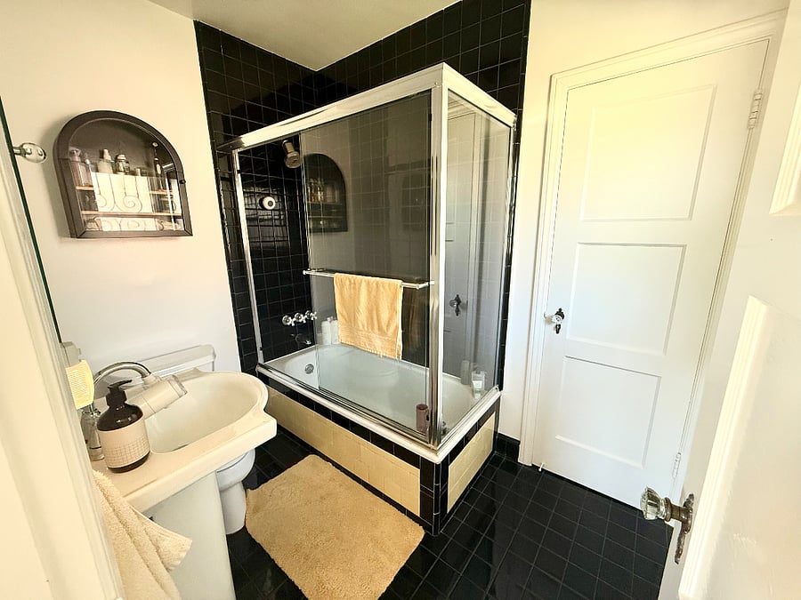 Furnished Finder property 972294_1 photo 12