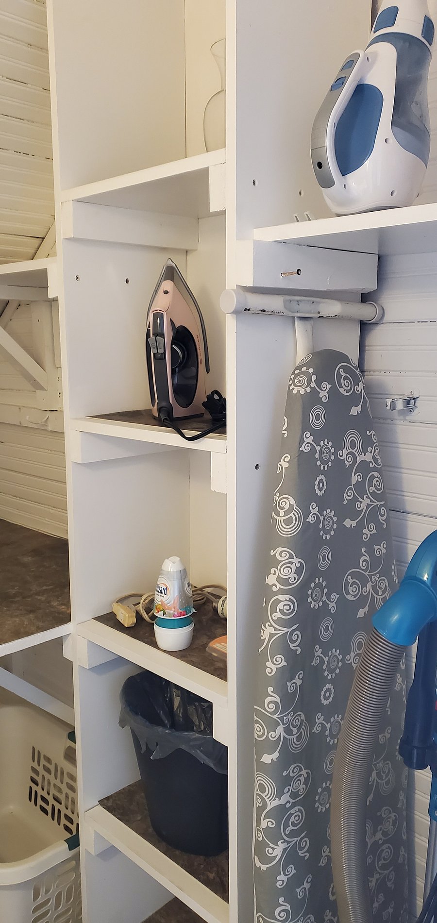 Laundry Rm.