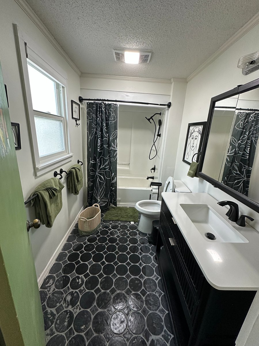 The Picasso Bathroom