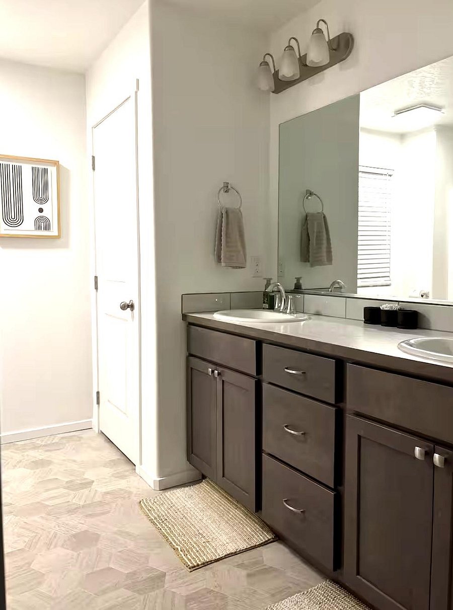 Bathroom #1 Master Bath
