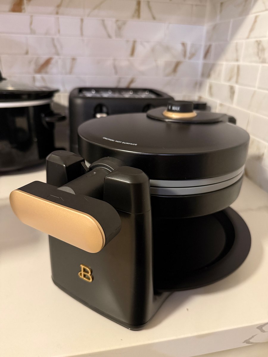 Waffle maker