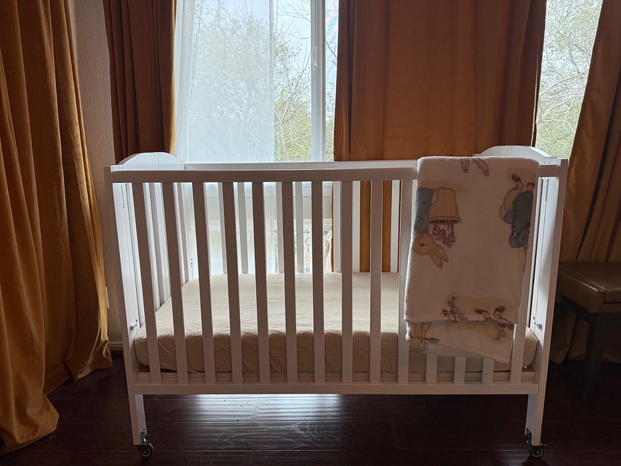 Full size Crib aavailable upon request
