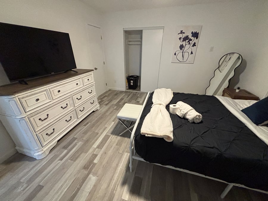 Suite 4: $1200/mo includes a shared bath with Suite 1.