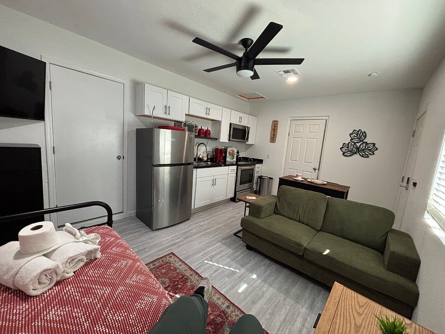 Casita: Suite 6: $1500/mo includes private entrance, private bathroom, full kitchen, queen bed, sitting area, work station, and smart TV.  All utilities included.