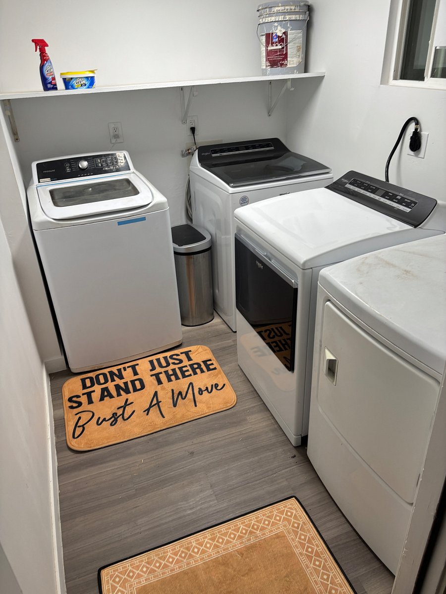2 washers and 2 dryers to accommodate for casita and suite guests.