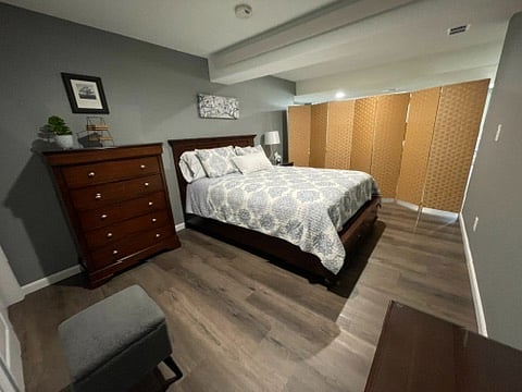 Bedroom 2 Studio Queen Bed