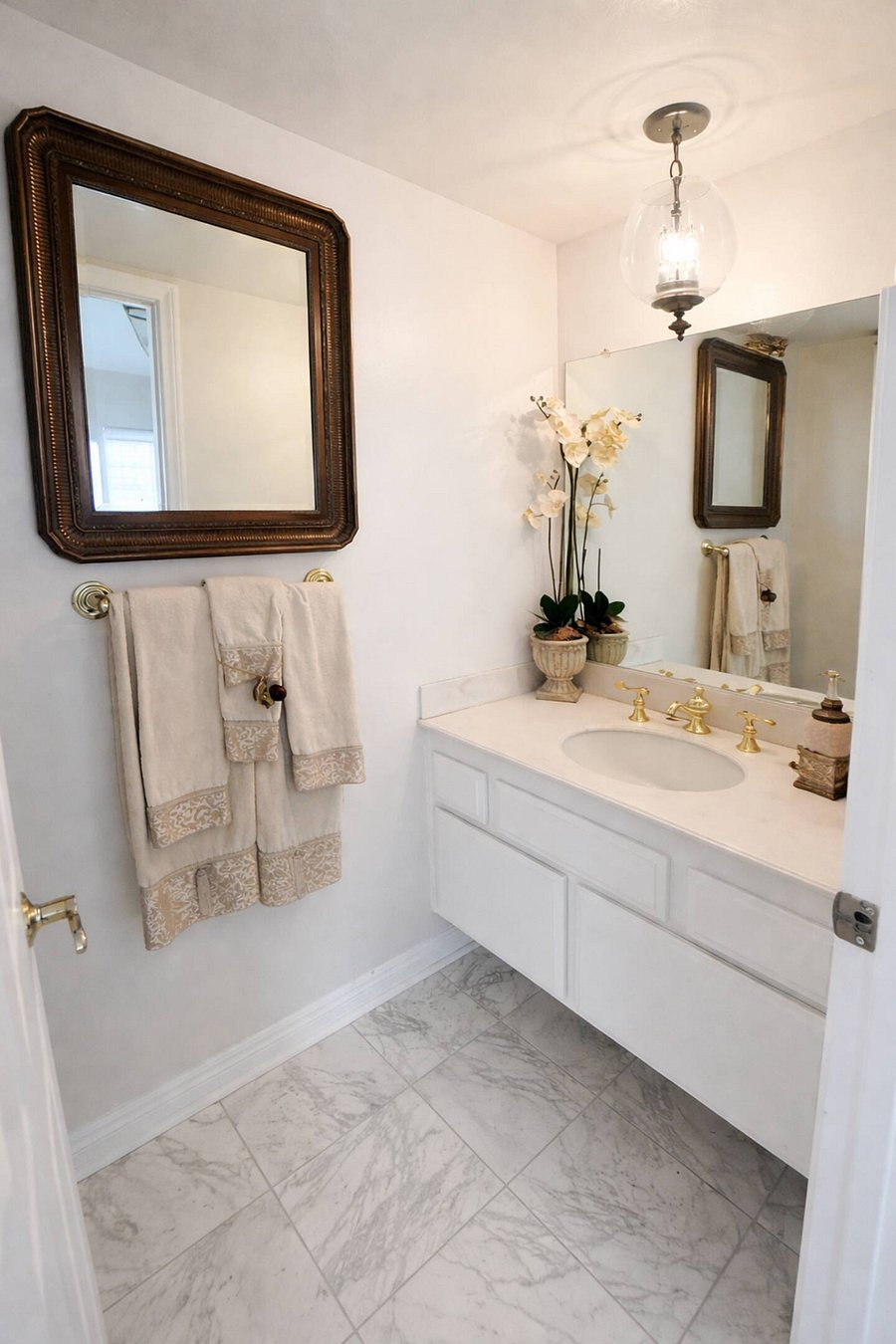 Powder room
