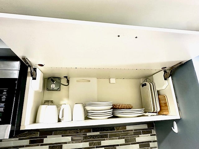 All dishes provided