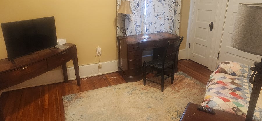 Sitting room attached to Bedroom #1