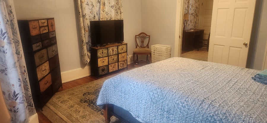 Bedroom #1