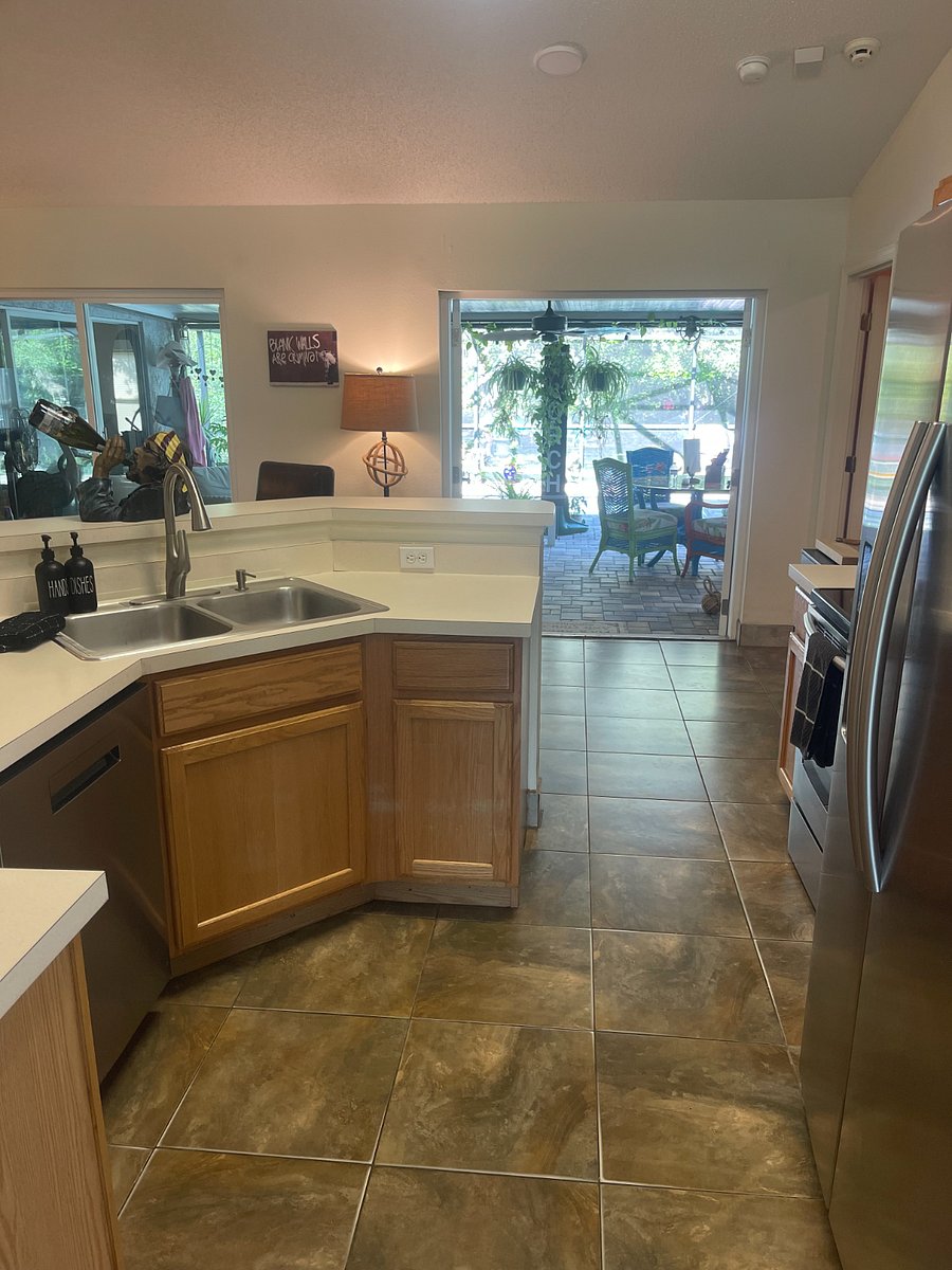 KITCHEN / DISHWASHER
