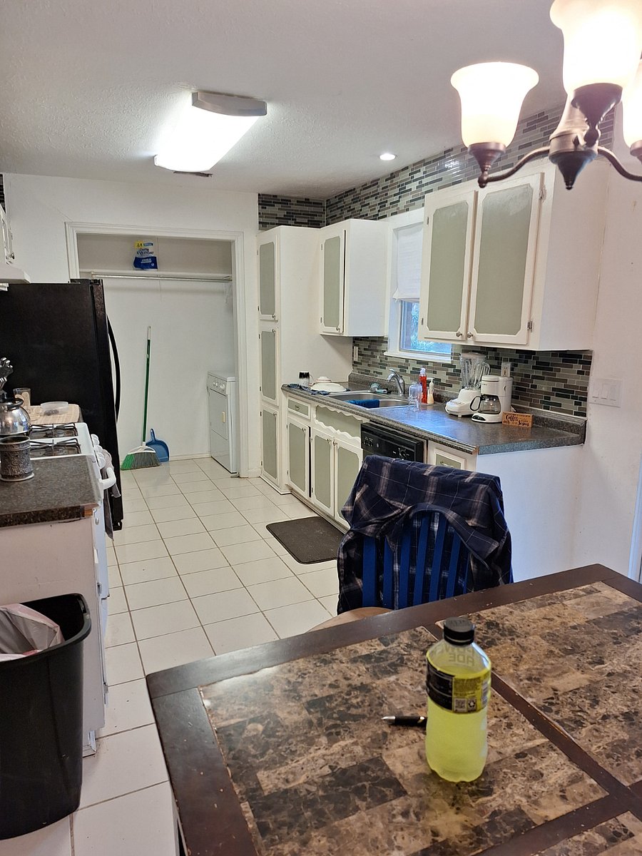 Furnished Finder property 972694_1 photo 3