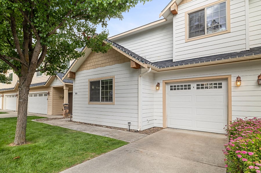 Outside Entire Townhome