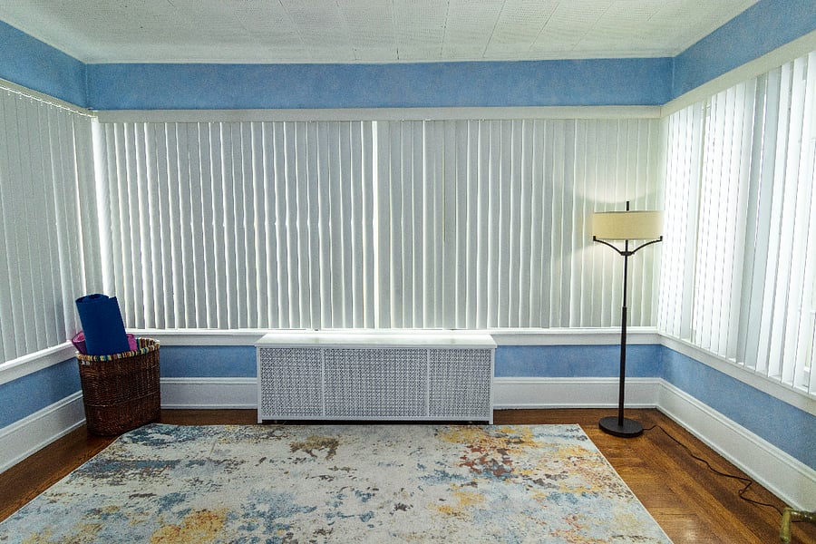 Bright, spacious sunroomideal for yoga, exercise, or simply relaxing and soaking in the natural light.