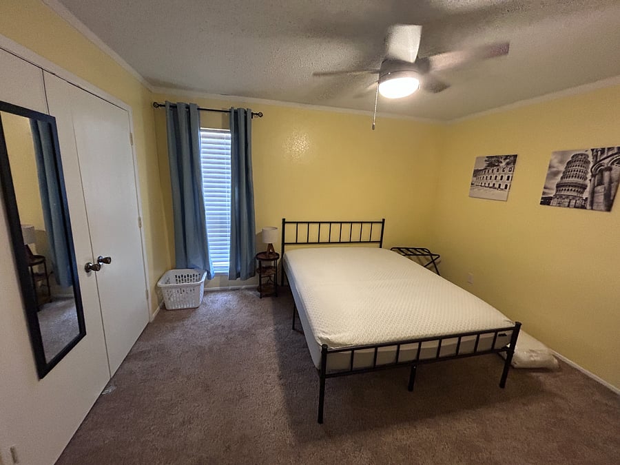 Bedroom #1
Queen size bed, new mattress, luggage rack, nightstand, dresser, laundry basket and trashcan.